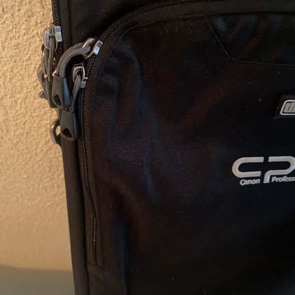 Canon Professional Service Shoulder / Crossbody Messengers/ Laptop Case Bag - Picture 8 of 12